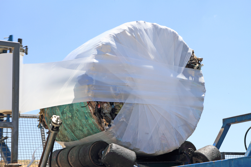 Wow Your Guests with an Immaculate Pre-Party Cleaning Routine